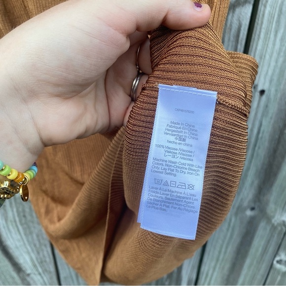 Madewell Women’s Square Neck Lightweight Tan Sleeveless Blouse size XL - Picture 4 of 4